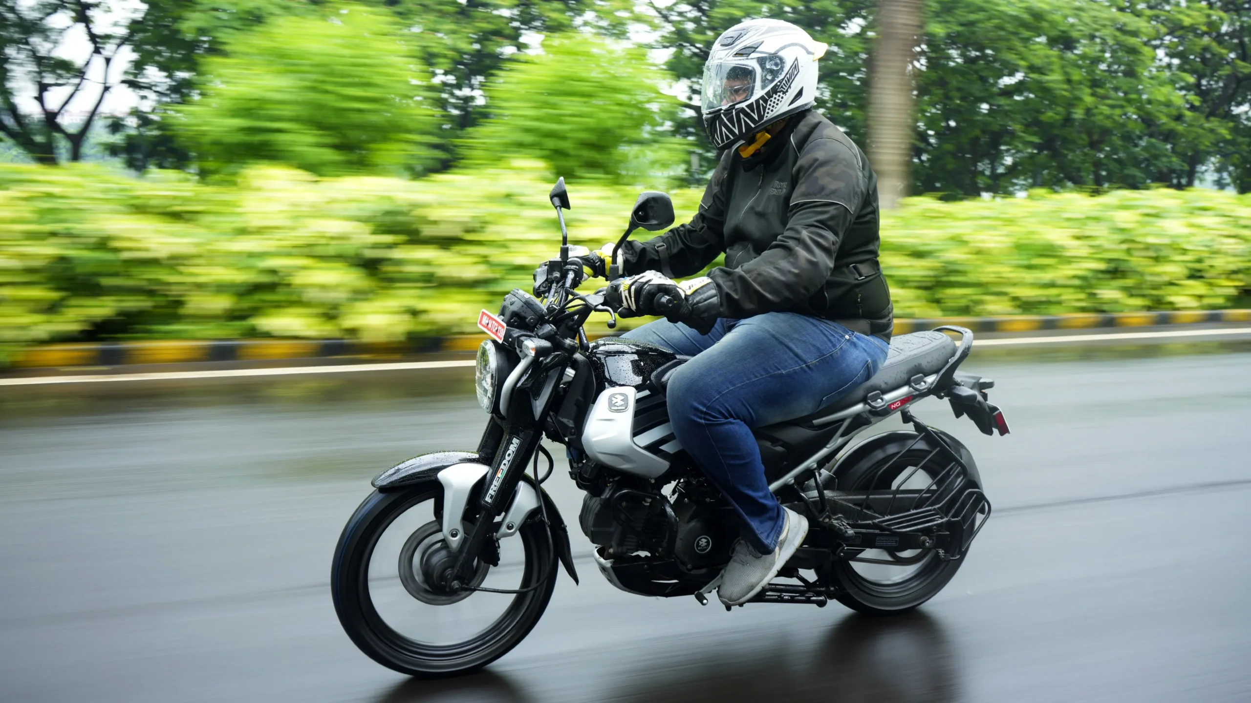 Bajaj Freedom 125 CNG Bike
